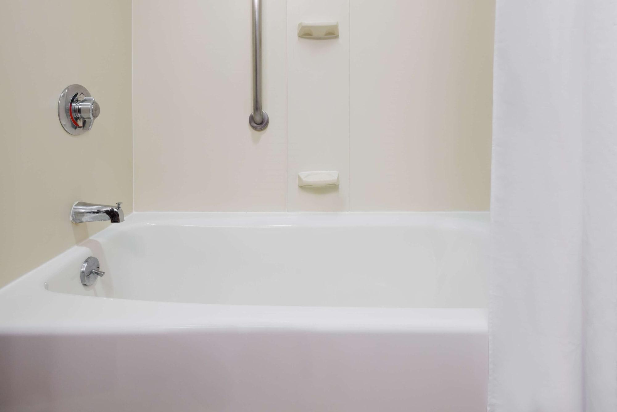 Hampton Inn Boston Bedford Burlington Билерика Екстериор снимка