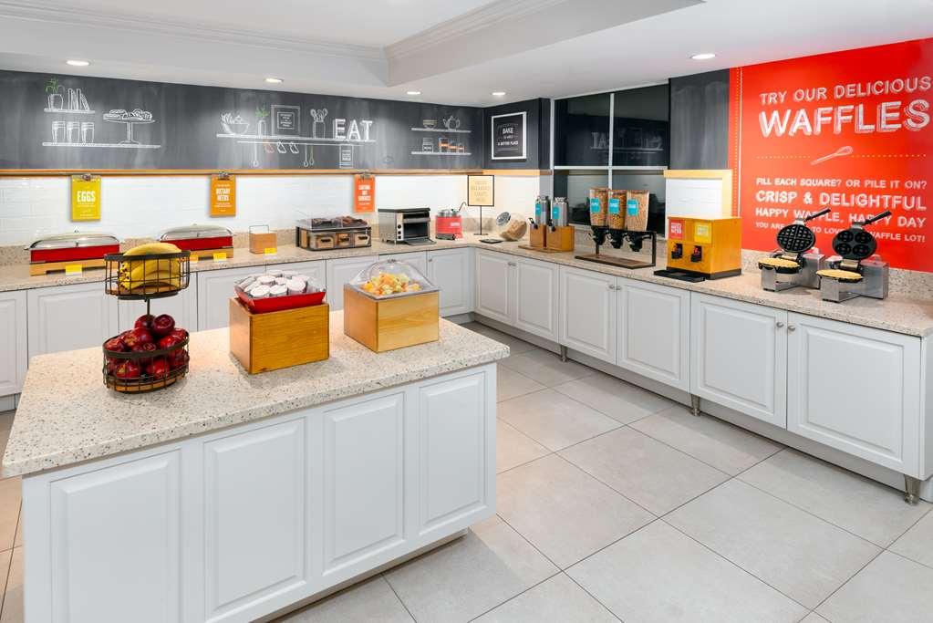 Hampton Inn Boston Bedford Burlington Билерика Ресторант снимка