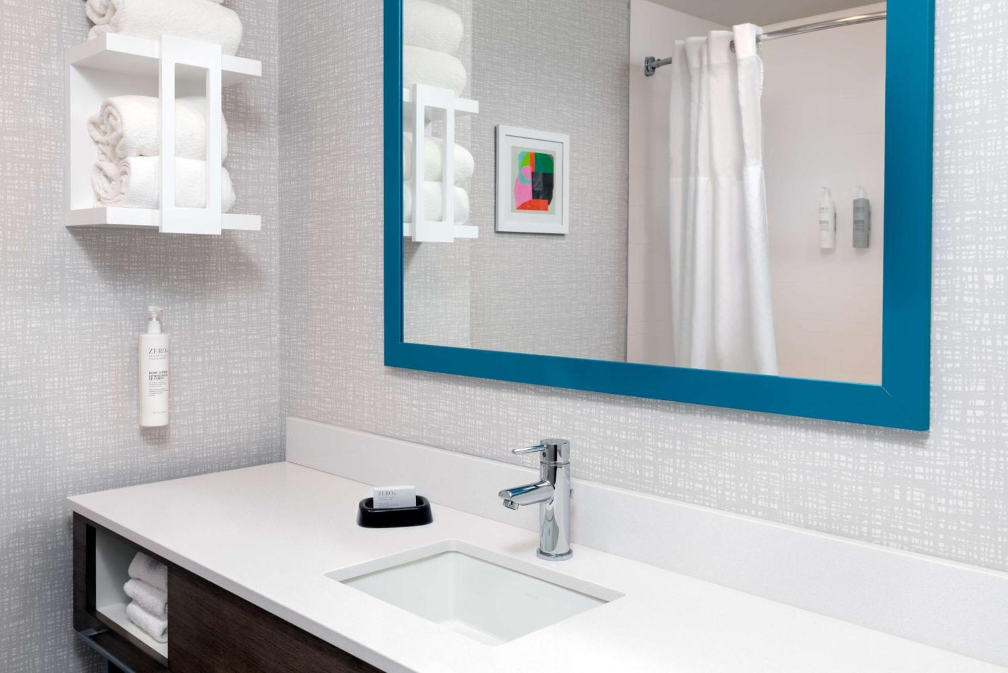 Hampton Inn Boston Bedford Burlington Билерика Екстериор снимка