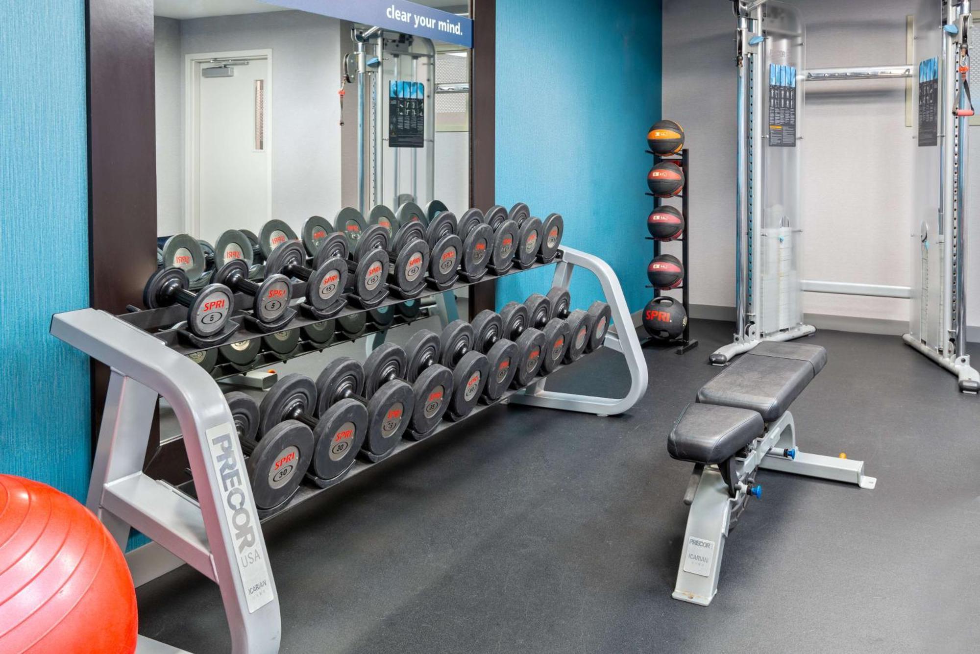 Hampton Inn Boston Bedford Burlington Билерика Екстериор снимка