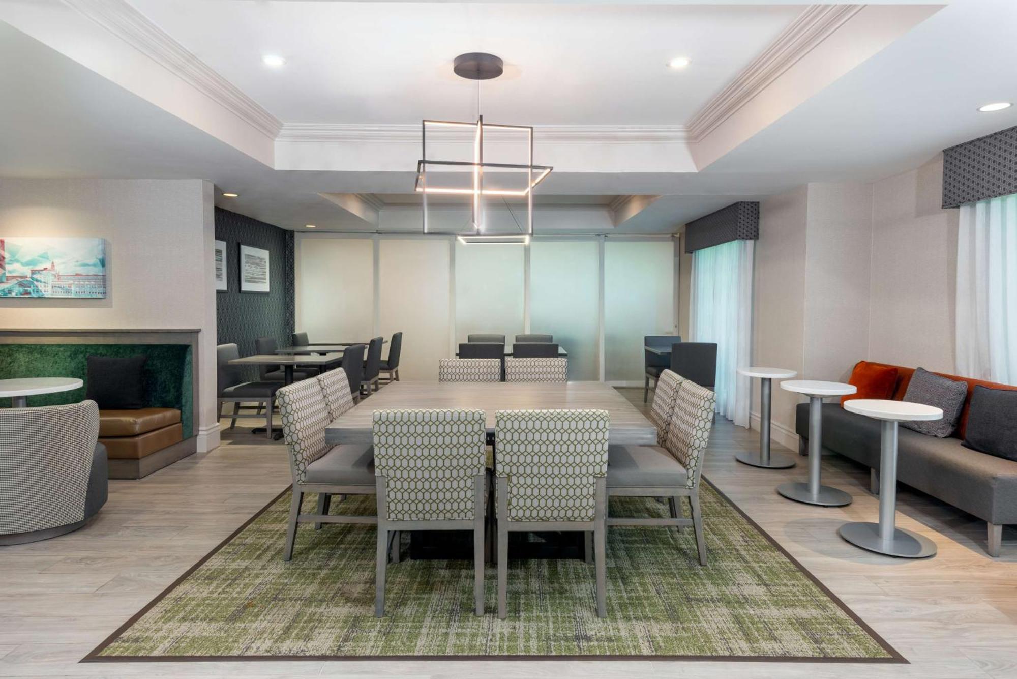 Hampton Inn Boston Bedford Burlington Билерика Екстериор снимка