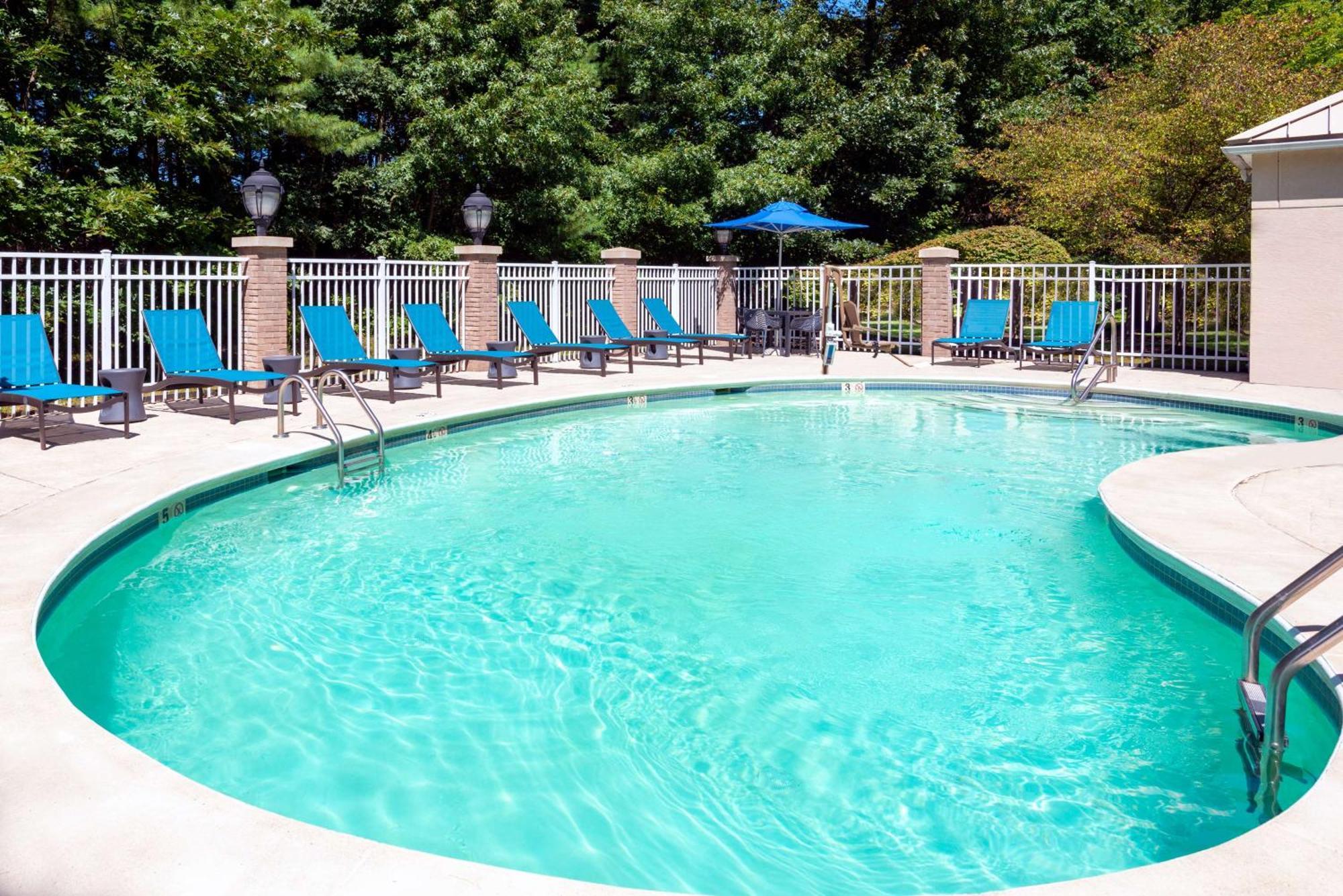 Hampton Inn Boston Bedford Burlington Билерика Екстериор снимка